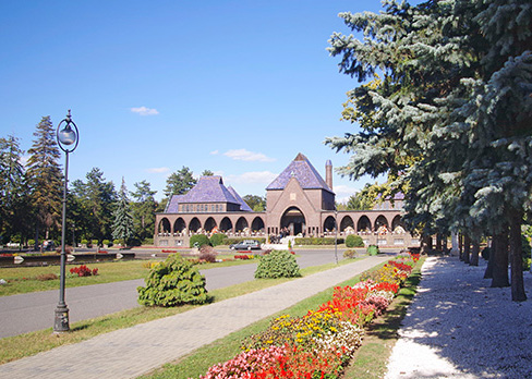 The funeral home of the public cemetery