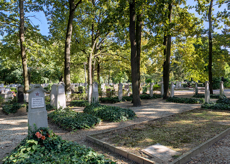 Graveyard of the 'bombed' in the public cemetery
